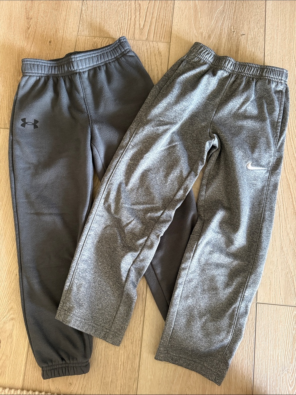Nike Kids' Gray Sweatpants & Joggers - Charcoal & Heather Gray